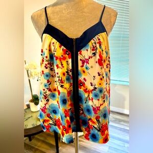 Cute, flowy cami by Lauren Conrad Large